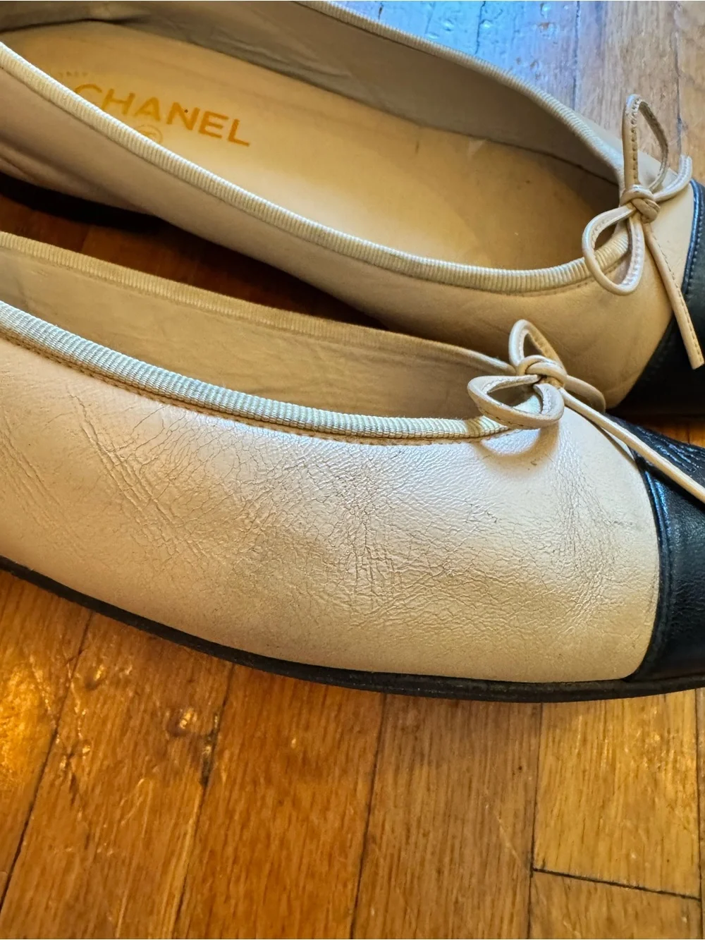 CHANEL Beige Leather Ballet Flats with Black Cap Toe and Bow size 42